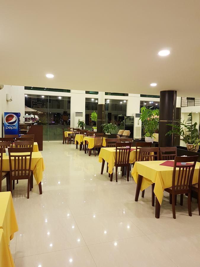 Golden Apple Hotel - Airport Phnom Penh Exterior photo