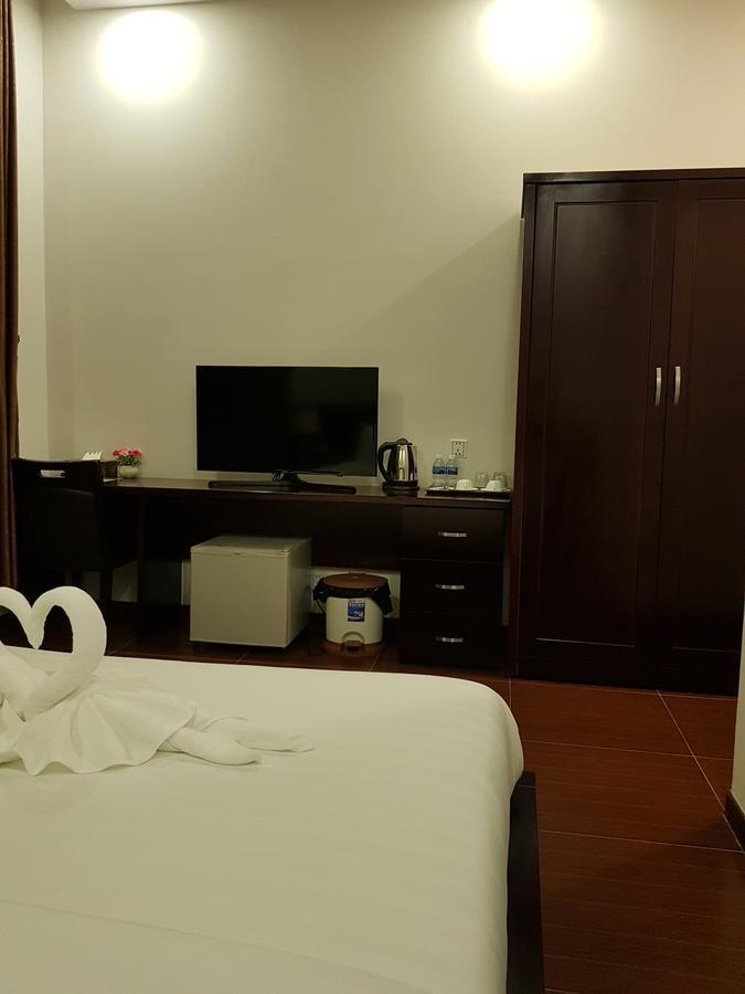 Golden Apple Hotel - Airport Phnom Penh Exterior photo