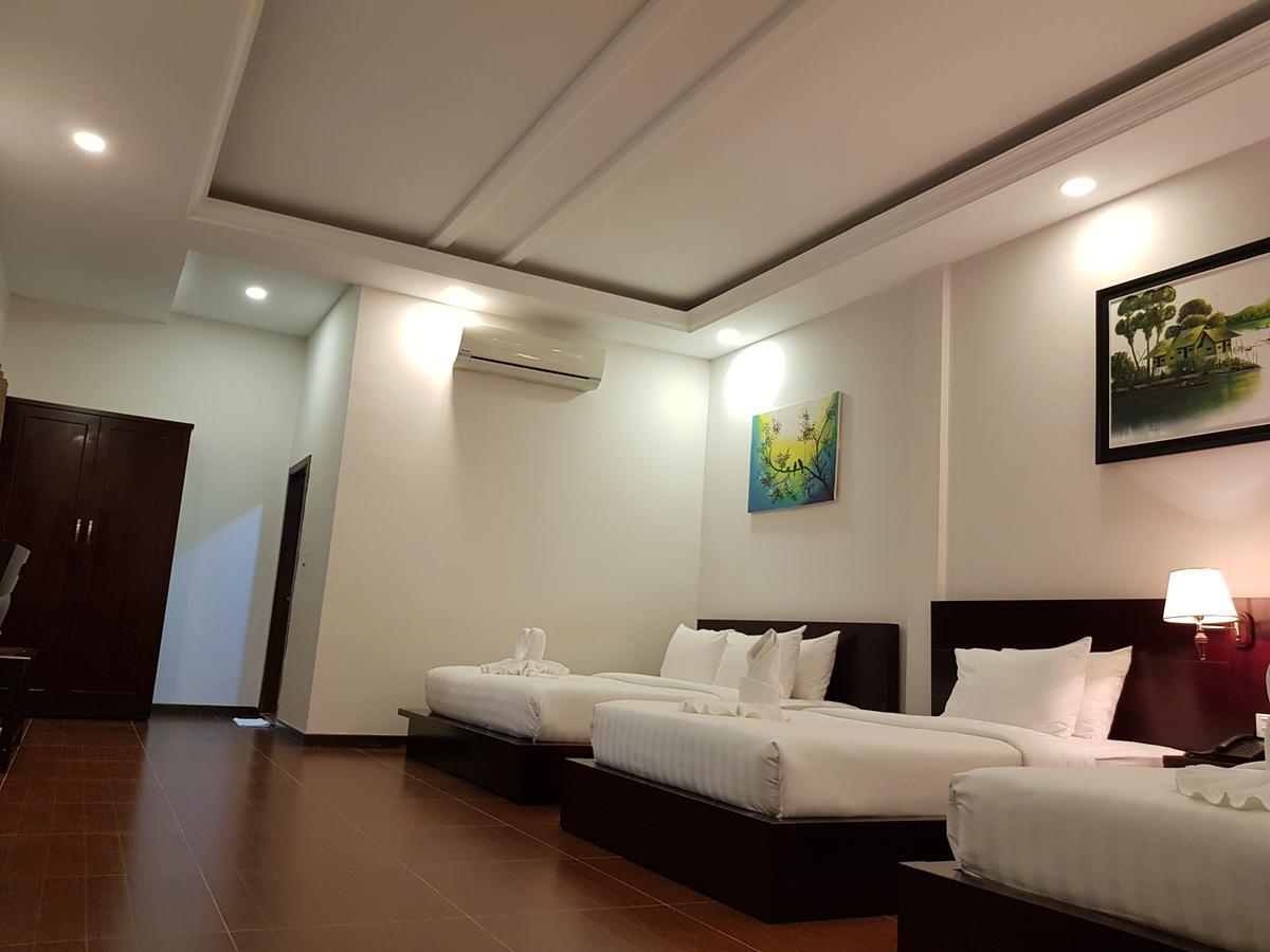 Golden Apple Hotel - Airport Phnom Penh Exterior photo