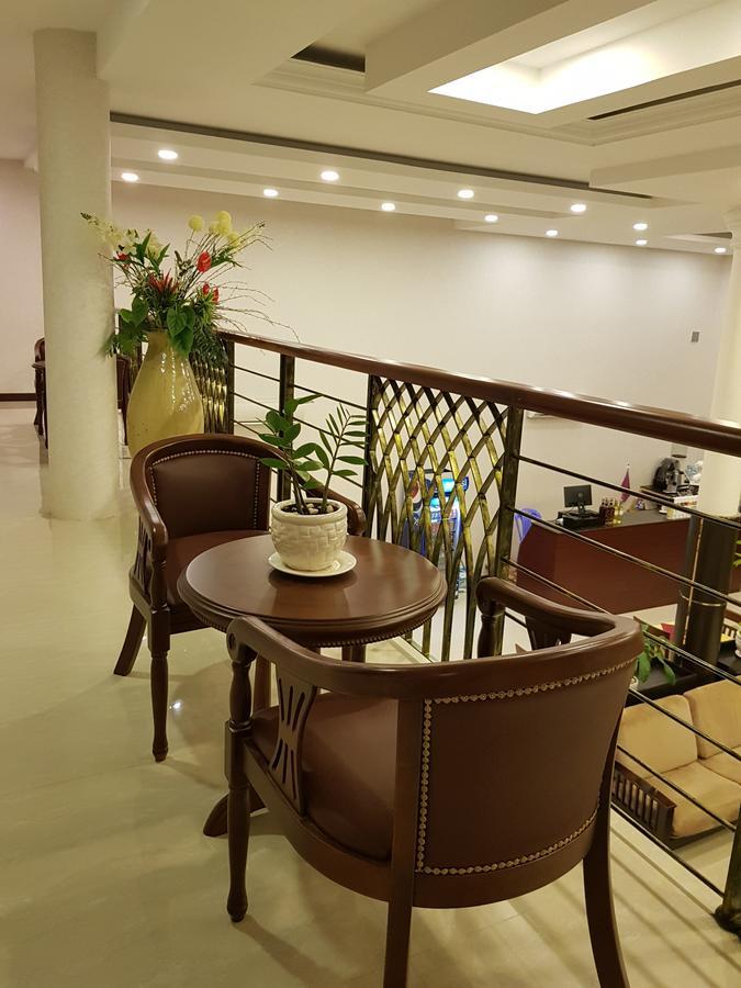 Golden Apple Hotel - Airport Phnom Penh Exterior photo