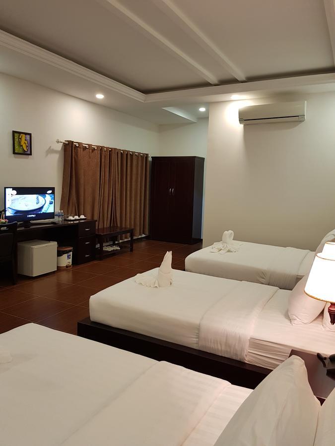 Golden Apple Hotel - Airport Phnom Penh Exterior photo