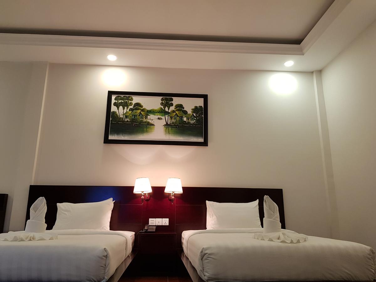 Golden Apple Hotel - Airport Phnom Penh Exterior photo